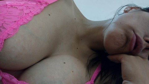 View Yasmina (yasminasolchu) OnlyFans 22 Photos and 7 Videos for free 

 picture 2