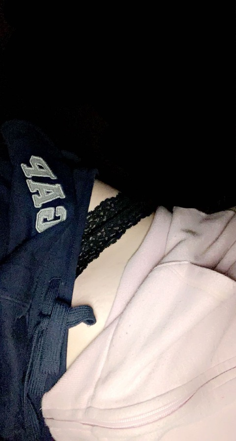 View Yaya✨ (yaya.baby) OnlyFans 6 Photos and 3 Videos for free 

 picture 2