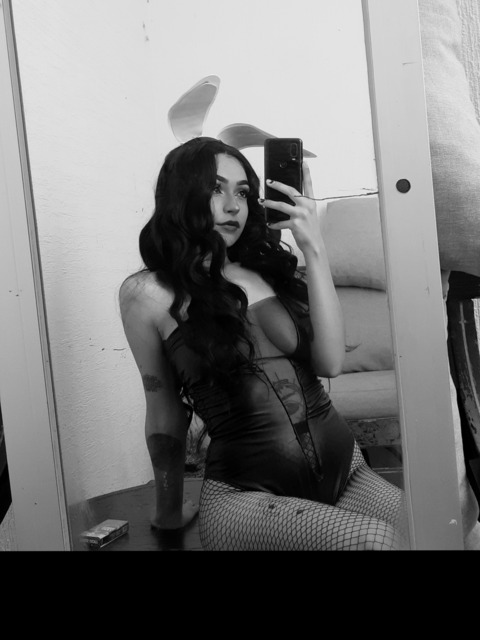 yekaileen OnlyFans Leaked 

 picture 2