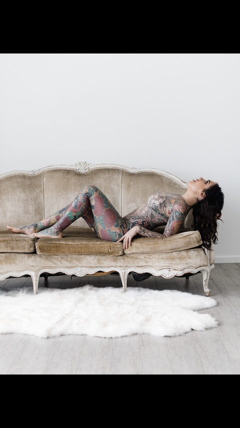 yellagatt (Daniellea Gatt) OnlyFans Leaked Content 

 picture 2