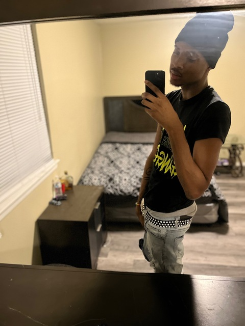 Onlyfans free content yfn_reem 

 picture 2