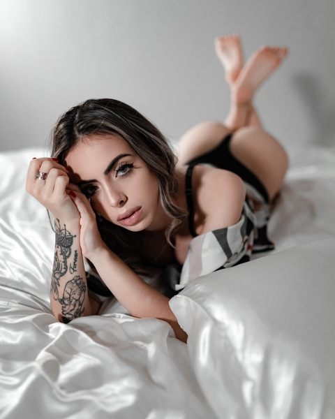 yleniagiusy OnlyFans Leak 

 picture 2