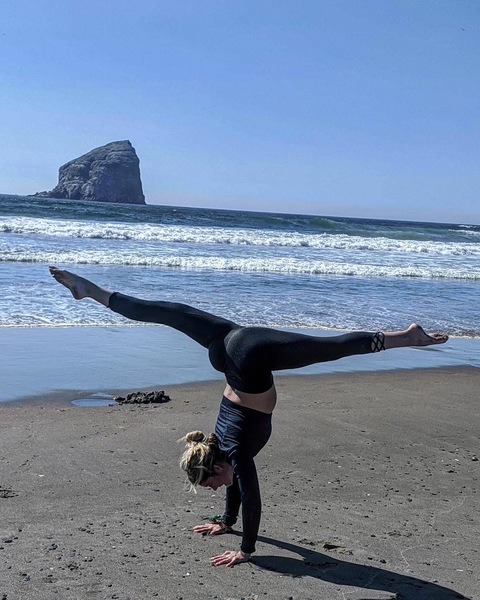 View yogadreaming OnlyFans videos and photos for free 

 picture 2