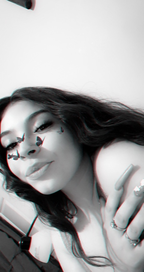 View yogirlyasi (Yassiixx) OnlyFans 1 Photos and 1 Videos for free 

 picture 2