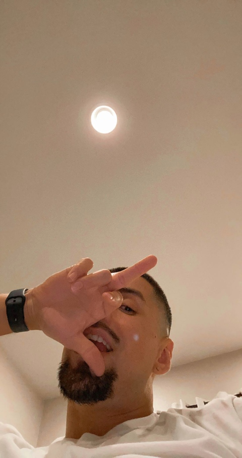 yojayrodriguez (YoJayRodriguez) OnlyFans content 

 picture 2