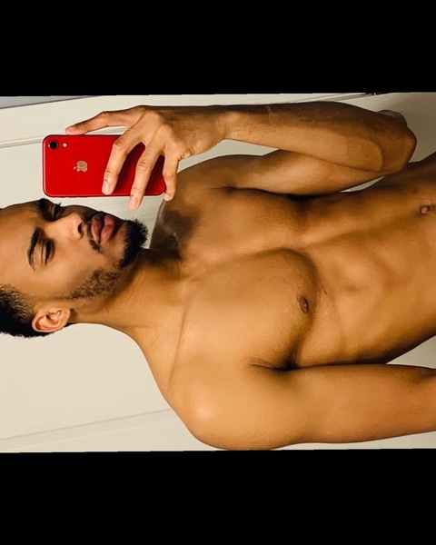 youloveaugust (August) OnlyFans Leaked Pictures and Videos 

 picture 2