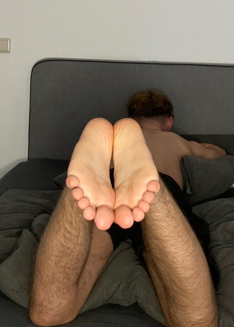 Download youlovemyboyfeet1 OnlyFans videos and photos for free 

 picture 2