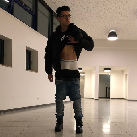 youngmaster1996 OnlyFans Leak 

 picture 2