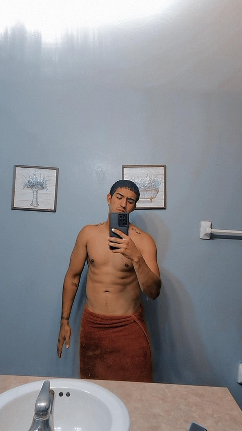 your_daddy2002 (Yusniel Perez) free OnlyFans Leaks 

 picture 2