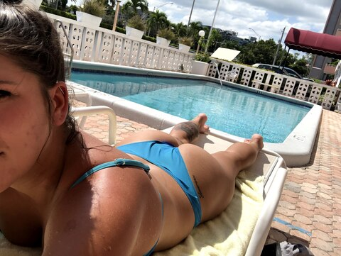 View your_favorite_peach (🍑💋) OnlyFans 11 Photos and 0 Videos leaked 

 picture 2