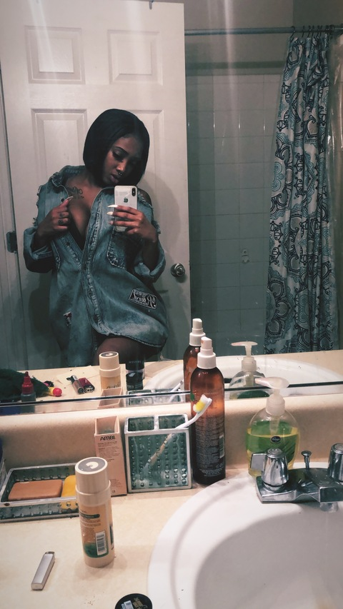 yourbihfav OnlyFans Leaks 

 picture 2