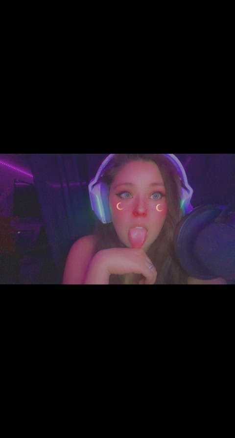 Download yourcollegegamergirl OnlyFans videos and photos for free 

 picture 2