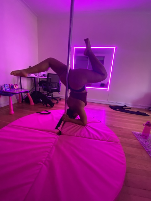 @yourcolombiandream leak Onlyfans content free 

 picture 2
