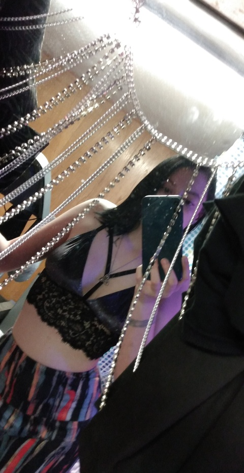 yourlunar_siren OnlyFans Leak (38 Photos and 13 Videos) 

 picture 2