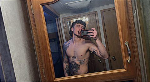 yourmoms_poolboy OnlyFans Leak 

 picture 2