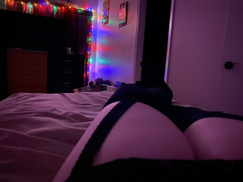 yourpixarmom (Your Pixar Mom) free OnlyFans Leaks 

 picture 2