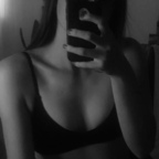 yourqueenemma (🍒Emma) OnlyFans Leaked Content 

 picture 1
