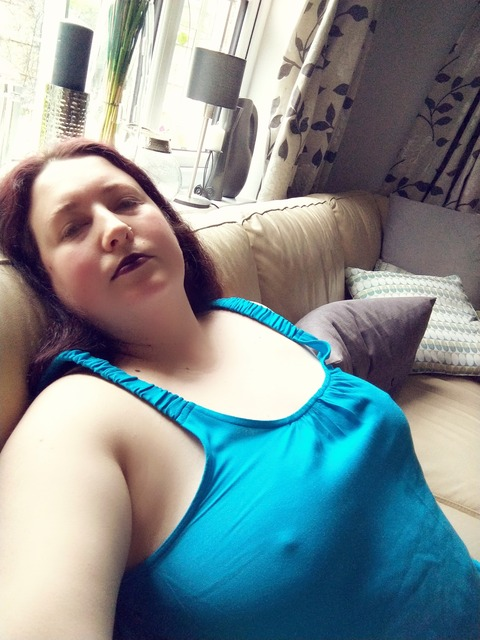 View yseultlefey OnlyFans content for free 

 picture 2