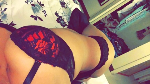 Onlyfans leak yumleee 

 picture 2