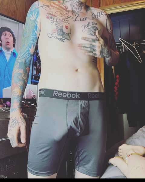 @zacthetattedging leak Onlyfans videos free 

 picture 2