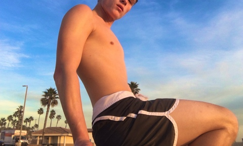 zaddyshlongleg (zaddy shlong leg) OnlyFans Leaked Videos and Pictures 

 picture 2