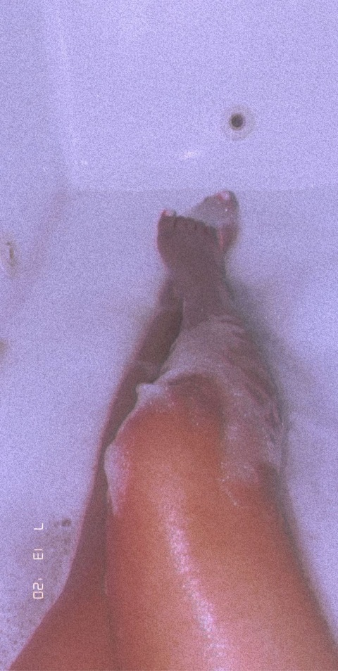 View NaughtySweets (zaida_meza19) OnlyFans 14 Photos and 6 Videos for free 

 picture 2