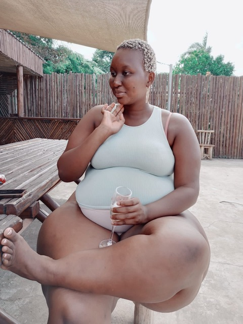 zamathebutt OnlyFans Leaks 

 picture 2