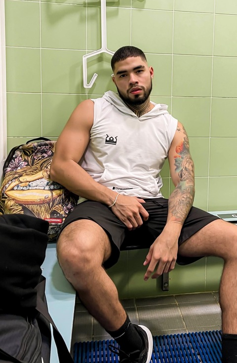 Onlyfans leak zapatar08 

 picture 2