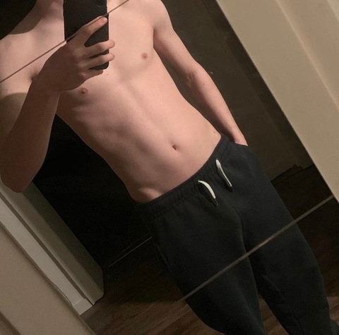 Onlyfans leak zenmaster03 

 picture 2