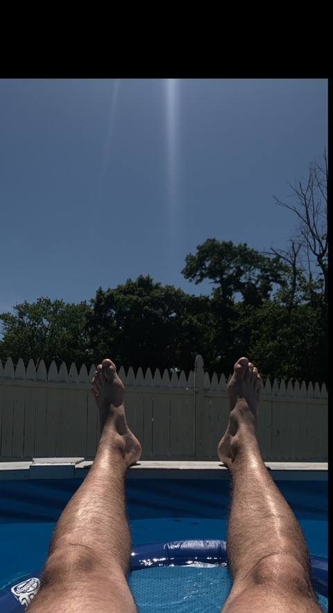 View zillion_zach OnlyFans content for free 

 picture 2