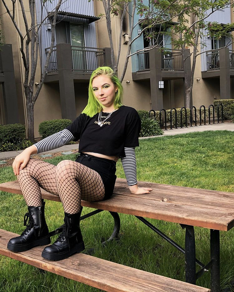 zo_queen OnlyFans Leaks 

 picture 2